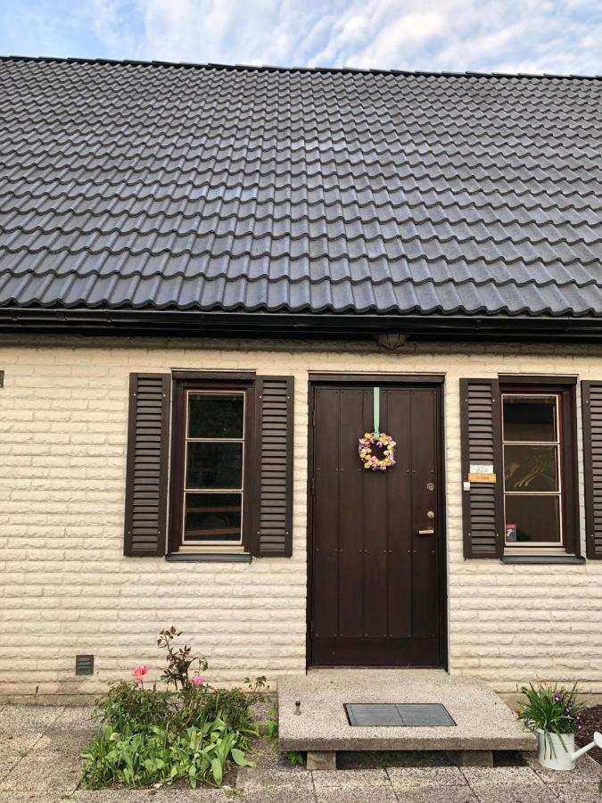 Anitas B&B Stockholm/Vaellingby Exterior foto
